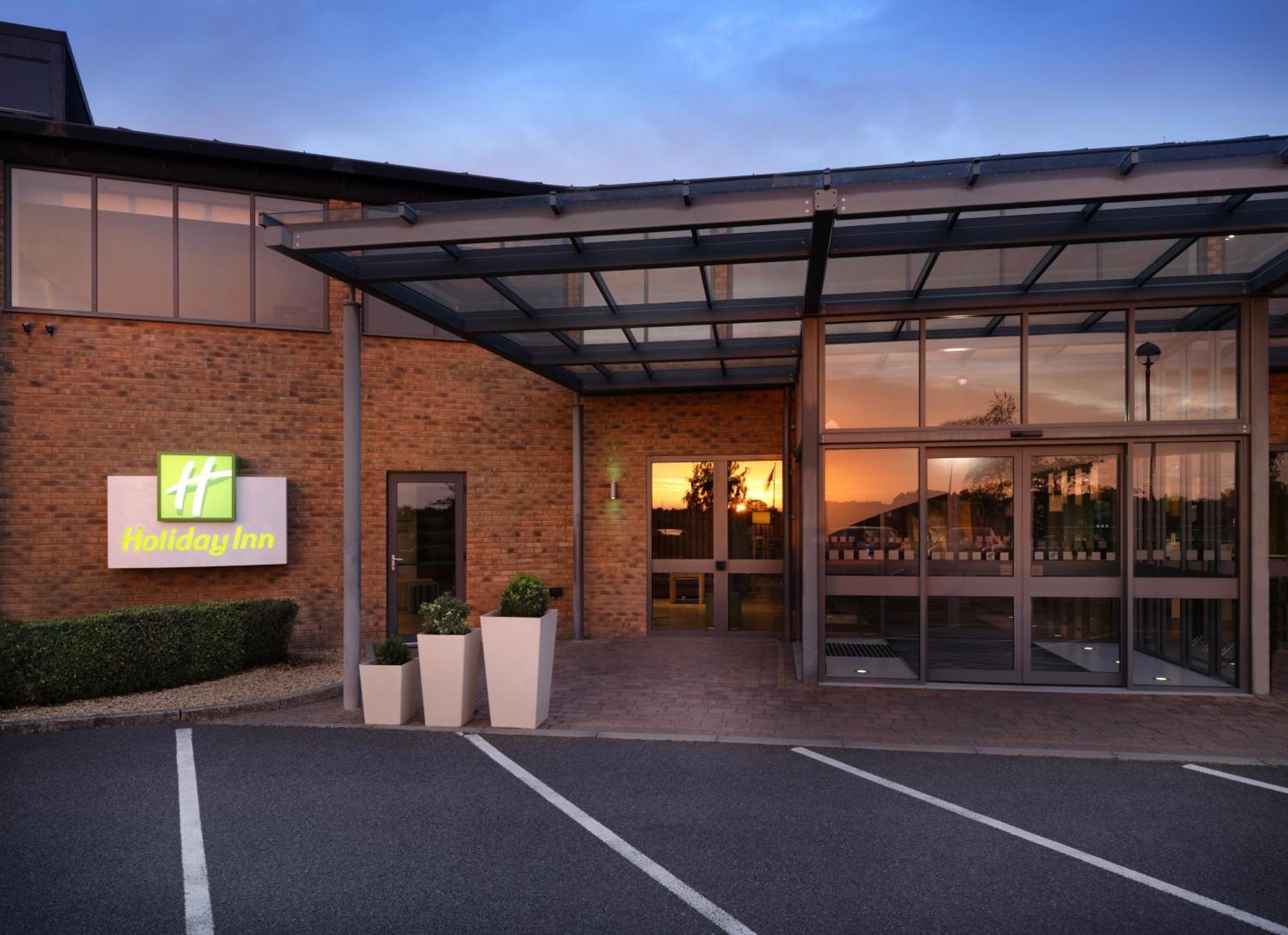 Holiday Inn Huntingdon Racecourse By Ihg Exterior foto